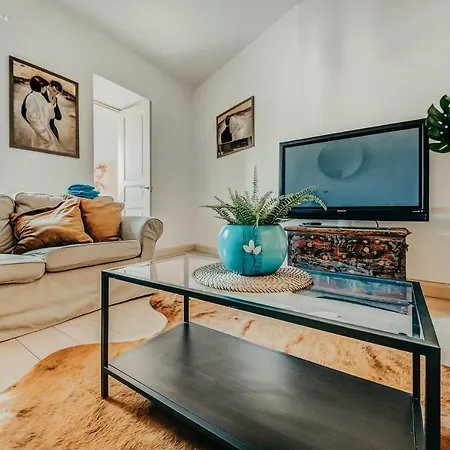 City - Didzioji Street Attic Loft Butas