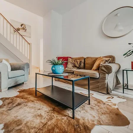City - Didzioji Street Attic Loft